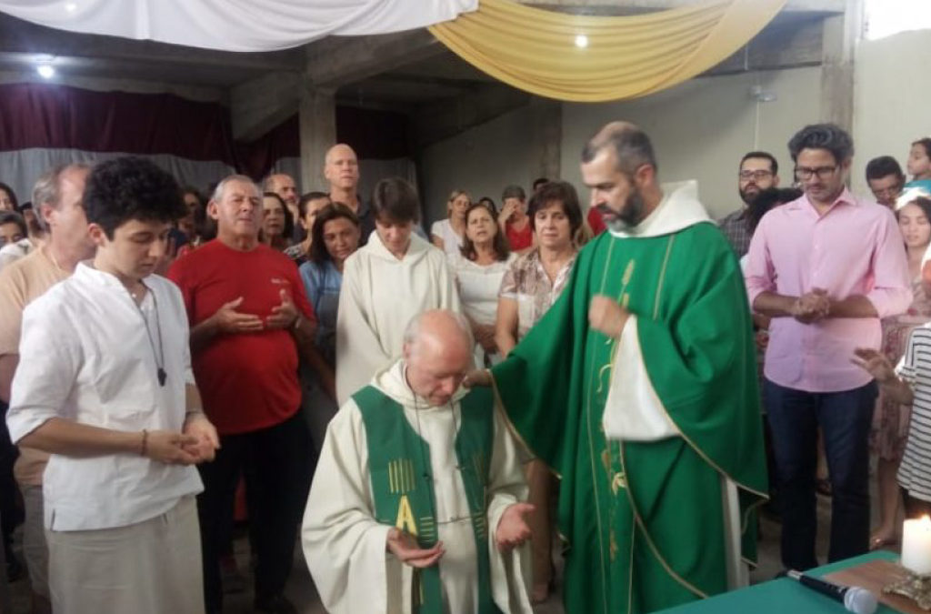 Confraternização para despedida do Padre Philippe